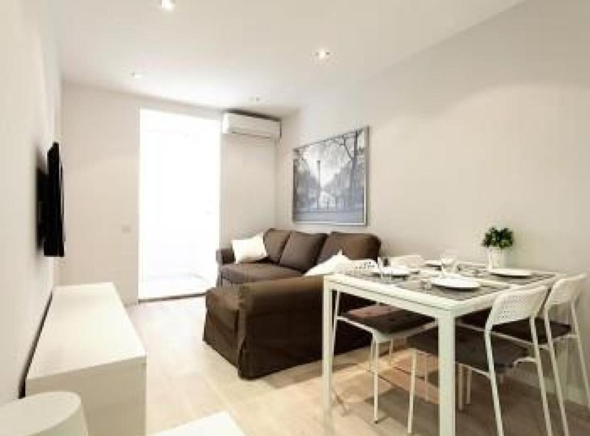 Miquel Angel - Apartments Next To Camp Nou Барселона Екстер'єр фото